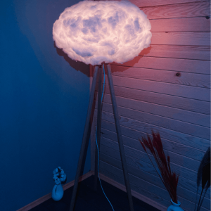 tripod ayaklı bulut lambader